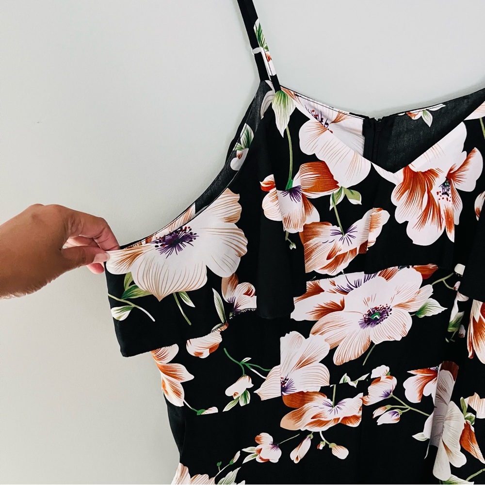 Shein Floral Ruffle Trim Cami Jumpsuit Size 3X (Fits 18) - Picture 2 of 5